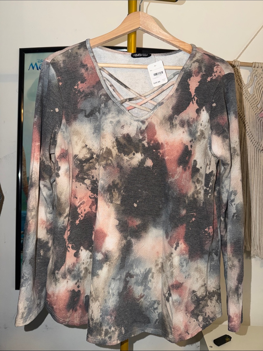 Santa Cruz Skateboards Tie-Dye Crisscross V-Neck Long Sleeve Top - Pink & Gray